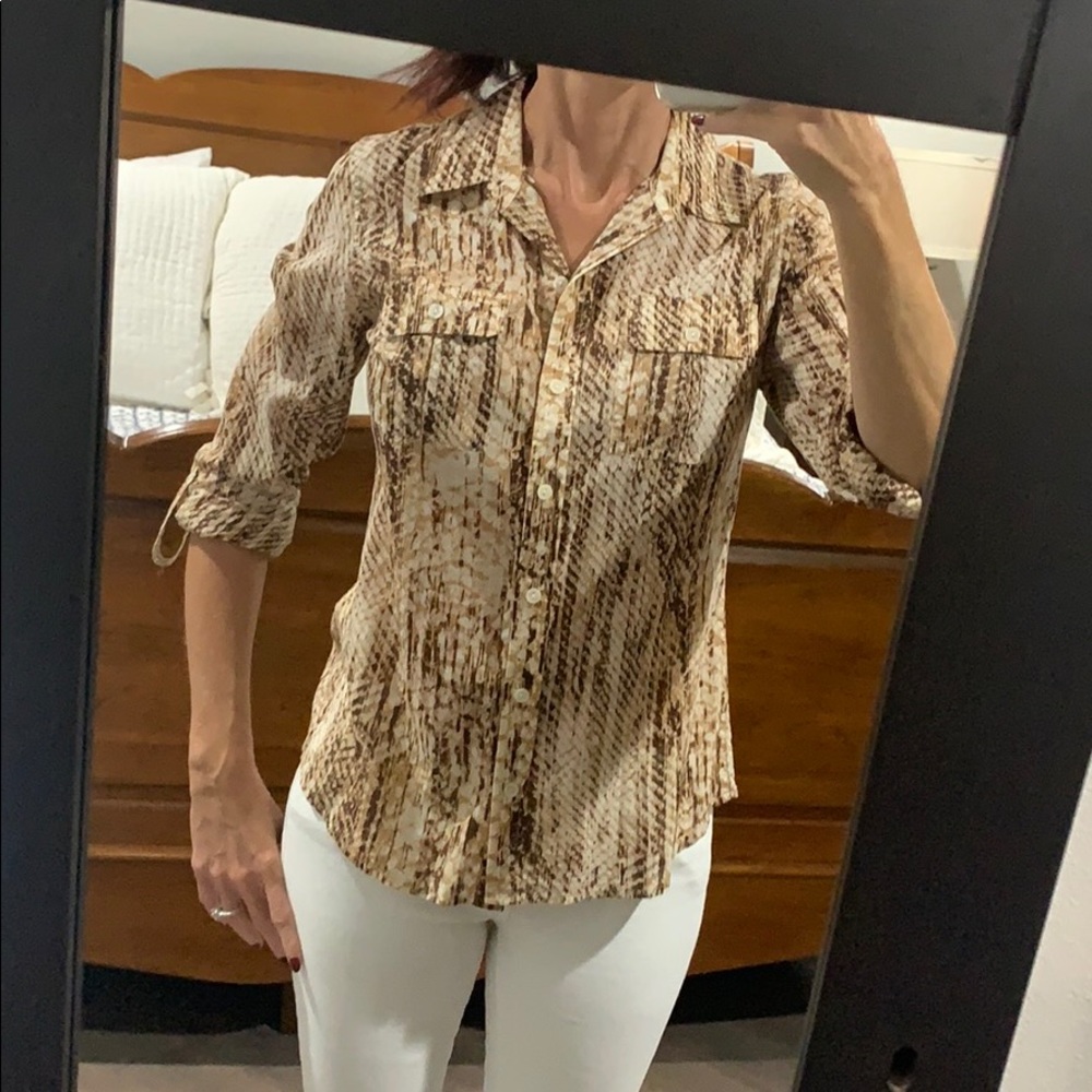 Lucky brand Long sleeve blouse animal print Small